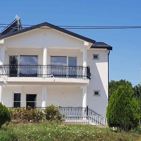 Villa Bratislava Demir Kapija Luaran gambar
